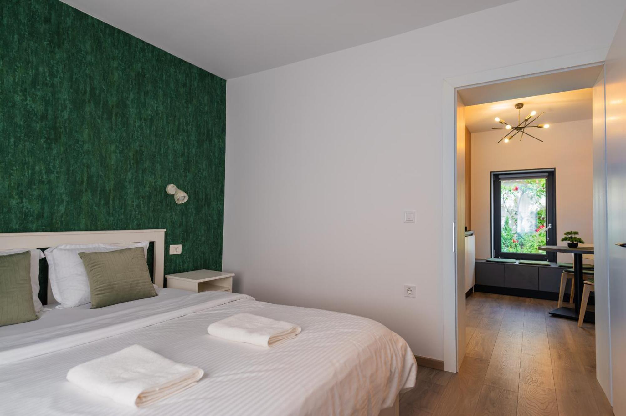 Fun House - Comfortable Stay With Garden And Near Parking Brașov Exterior foto